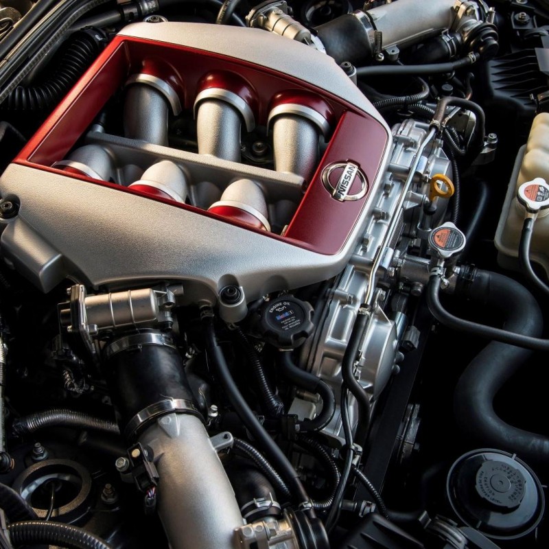 what engine does a gtr have